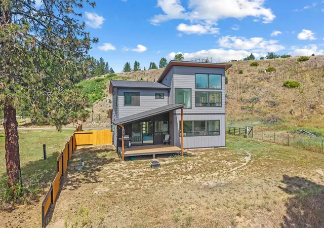 Photo 1 of Single family home for sale at 18 Little Joes Rd, Kettle Falls, WA 99141 | MLS# 202620077 | Listing updated on 2026-09-14