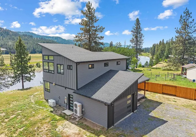 Photo 4 of Single family home for sale at 18 Little Joes Rd, Kettle Falls, WA 99141 | MLS# 202620077 | Listing updated on 2026-09-14