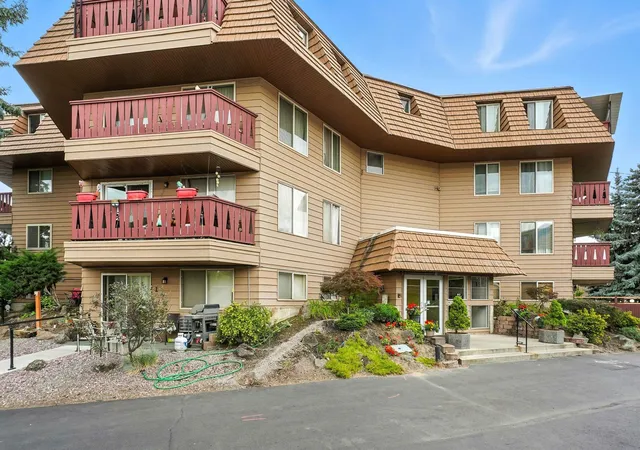 Photo 3 of Condo for sale at 9020 N Country Homes Blvd, Spokane, WA 99218 | MLS# 202620202 | Listing updated on 2026-10-06