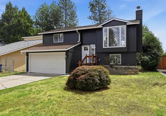 Photo 2 of Sale Pending at 4108 E 34th Avenue, Spokane, WA 99223 | MLS# 202620495 | Listing updated on 2026-09-15