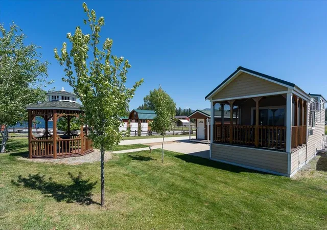Photo 3 of Manufactured home for sale at 455 Guinevere Dr, Usk, WA 99180 | MLS# 202620671 | Listing updated on 2026-09-14