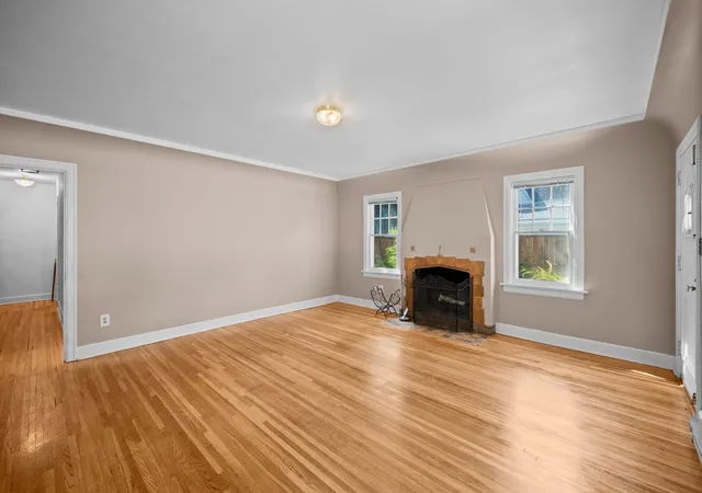 Photo 3 of Sale Pending at 147 S Elm St, Spokane, WA 99201 | MLS# 202620826 | Listing updated on 2026-09-29