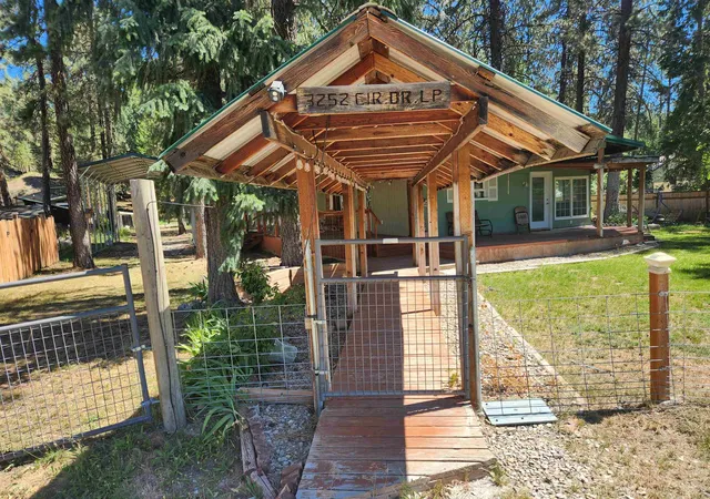Photo 3 of Manufactured home for sale at 3252 Circle Dr, Valley, WA 99181 | MLS# 202620868 | Listing updated on 2026-09-22