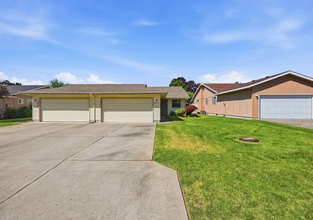 Photo 2 of Sale Pending at 6907 N Hamilton St, Spokane, WA 99208 | MLS# 202620870 | Listing updated on 2026-09-13
