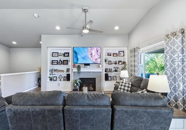 Photo 3 of Single family home for sale at 17217 E 17th Avenue, Greenacres, WA 99016 | MLS# 202620951 | Listing updated on 2026-09-22