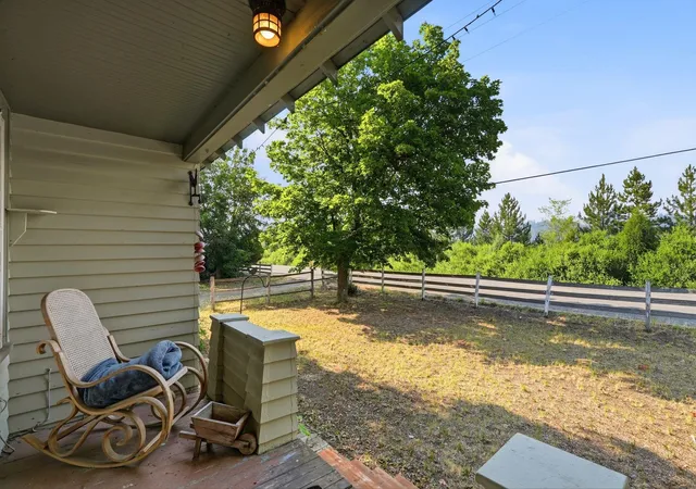 Photo 3 of Single family home for sale at 9922 E Upriver Dr, Spokane, WA 99206 | MLS# 202621471 | Listing updated on 2026-09-22