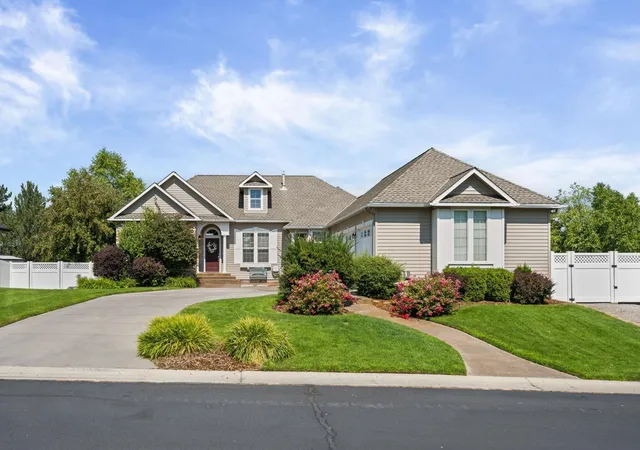 Photo 3 of Sale Pending at 17125 E Daybreak Ln, Spokane Valley, WA | MLS# 202622445 | Listing updated on 2026-09-11