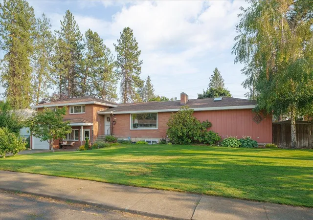 Photo 2 of Sale Pending at 3423 W Elmhurst Ave, Spokane, WA 99208 | MLS# 202622603 | Listing updated on 2026-10-01