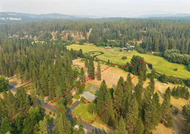 Photo 3 of Single family home for sale at 27722 N River Ests Dr, Chattaroy, WA 99003 | MLS# 202622629 | Listing updated on 2026-09-22