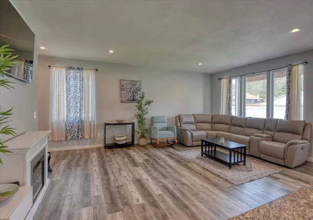 Photo 3 of Single family home for sale at 5023 E Grace Ave, Spokane, WA 99217 | MLS# 202622654 | Listing updated on 2026-09-15