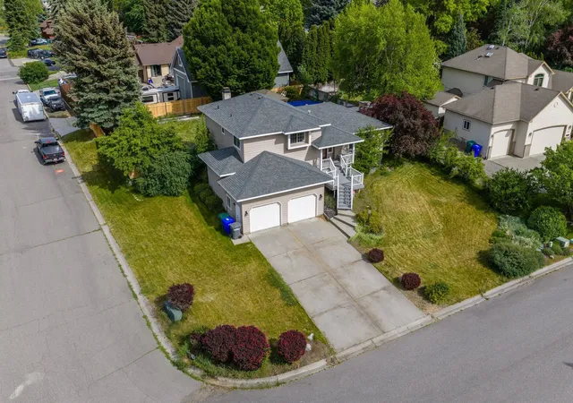 Photo 3 of Single family home for sale at 3901 S Sunderland Dr, Spokane Valley, WA 99206 | MLS# 202622669 | Listing updated on 2026-09-14
