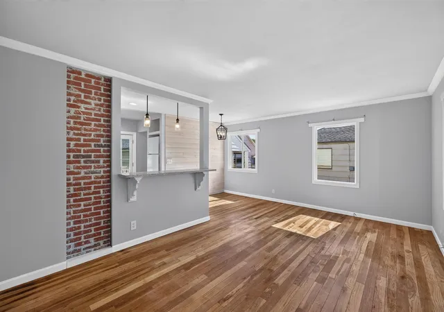 Photo 3 of Single family home for sale at 10012 N Andrew St, Spokane, WA 99218 | MLS# 202623212 | Listing updated on 2026-09-29