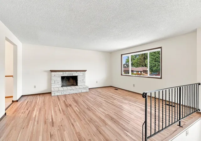 Photo 4 of Sale Pending at 11912 E 25Th Ave, Spokane Valley, WA 99206 | MLS# 202623274 | Listing updated on 2026-09-27