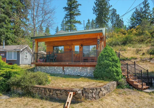 Photo 2 of Single family home for sale at 12512 N E Newman Lake Dr, Newman Lake, WA 99025 | MLS# 202623516 | Listing updated on 2026-09-14