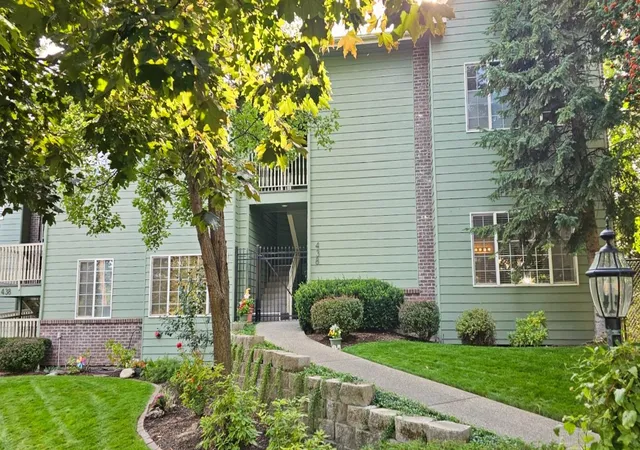 Photo 2 of Condo for sale at 438 S Coeur D'alene St, Spokane, WA 99201 | MLS# 202623682 | Listing updated on 2026-09-15