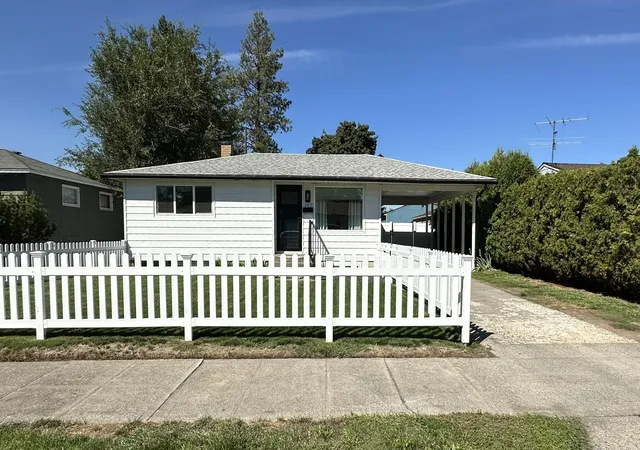 Photo 2 of Sale Pending at 307 E Joseph Ave, Spokane, WA 99208 | MLS# 202623724 | Listing updated on 2026-09-30