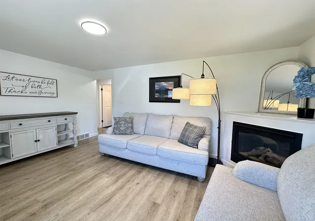 Photo 3 of Sale Pending at 307 E Joseph Ave, Spokane, WA 99208 | MLS# 202623724 | Listing updated on 2026-09-30