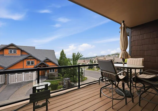 Photo 3 of Sale Pending at 8920 E Woodside Ln, Spokane, WA 99217 | MLS# 202623794 | Listing updated on 2026-09-18