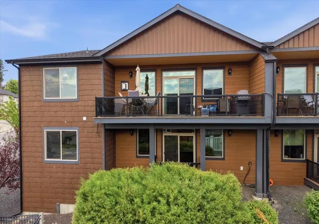 Photo 4 of Sale Pending at 8920 E Woodside Ln, Spokane, WA 99217 | MLS# 202623794 | Listing updated on 2026-09-18