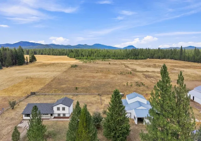 Photo 2 of Single family home for sale at 1612 W Mason Rd, Deer Park, WA 99006 | MLS# 202623809 | Listing updated on 2026-09-21