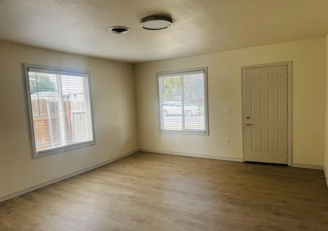 Photo 2 of Sale Pending at 624 E Rockwell Ave, Spokane, WA 99207 | MLS# 202623886 | Listing updated on 2026-09-23