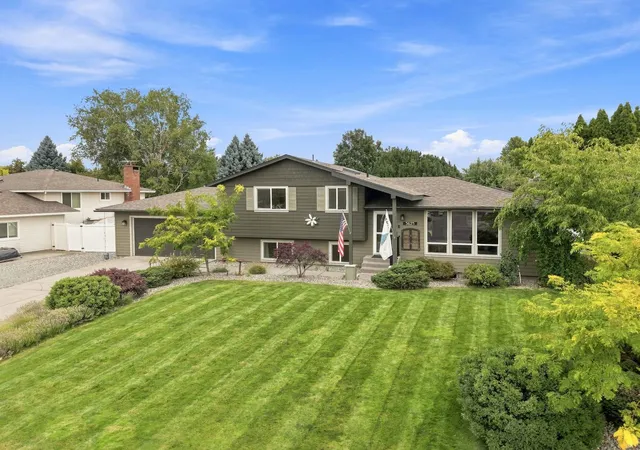 Photo 2 of Single family home for sale at 3625 S Loretta Dr, Spokane Valley, WA 99206 | MLS# 202623913 | Listing updated on 2026-10-08