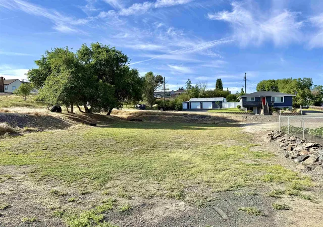Photo 1 of Land for sale at Tbd E 2nd Avenue, Odessa, WA 99159 | MLS# 202623928 | Listing updated on 2026-09-15