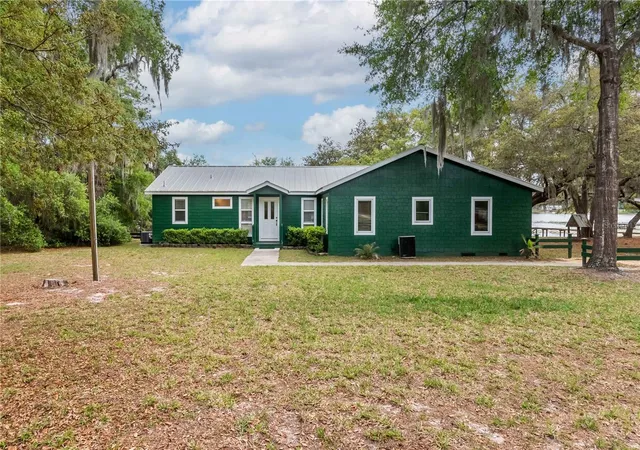Photo 3 of Single family home for sale at 22649 Ne 105th Avenue Rd, Fort Mc Coy, FL 32134 | MLS# OM666026 | Listing updated on 2026-09-10