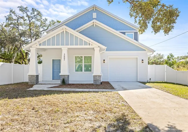 Photo 1 of Single family home for sale at 3005 E 17th Avenue, TAMPA, FL 33605 | MLS# TB8326504 | Listing updated on 2026-10-15