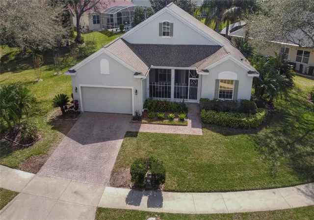 Photo 3 of Single family home for sale at 993 Everest, Clermont, FL 34711 | MLS# S5121766 | Listing updated on 2026-09-11