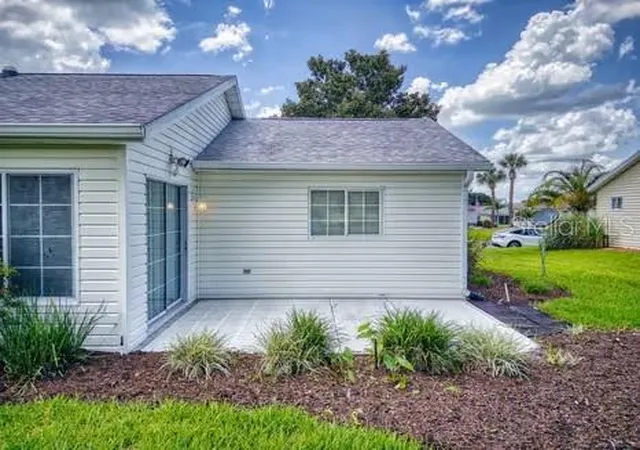 Photo 4 of Single family home for sale at 13729 SE 89th Avenue, Summerfield, FL 34491 | MLS# A4646770 | Listing updated on 2026-09-14
