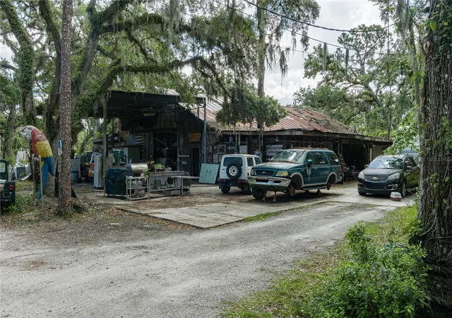 Photo 1 of Single family home for sale at 9625 Erie Rd, Parrish, FL 34219 | MLS# A4653051 | Listing updated on 2026-09-10