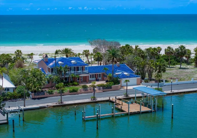Photo 2 of Mansion for sale at 1114 Mandalay Point, Clearwater Beach, FL 33767 | MLS# TB8395604 | Listing updated on 2026-09-11