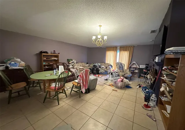 Photo 3 of Single family home for sale at 1909 Lakeview Pl, Kissimmee, FL 34759 | MLS# O6320983 | Listing updated on 2026-09-24