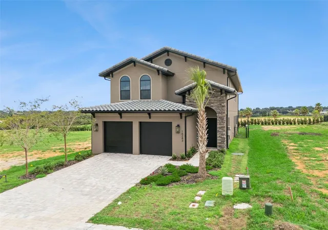 Photo 3 of Single family home for sale at 16243 Vetta Dr, Montverde, FL 34756 | MLS# G5099164 | Listing updated on 2026-10-03