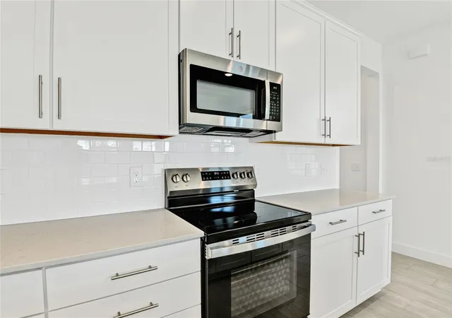 Photo 4 of Single family home for sale at 1693 Crooked Creek St, Saint Cloud, FL | MLS# S5130464 | Listing updated on 2026-10-24