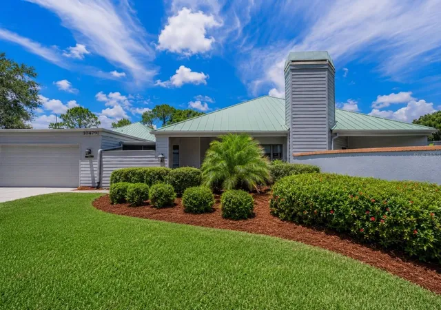 Photo 1 of Single family home for sale at 10479 Longwood Dr, Seminole, FL 33777 | MLS# TB8408424 | Listing updated on 2026-09-25