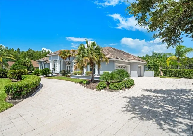 Photo 4 of Single family home for sale at 4529 Cheval Blvd, Lutz, FL 33558 | MLS# TB8415251 | Listing updated on 2026-10-06