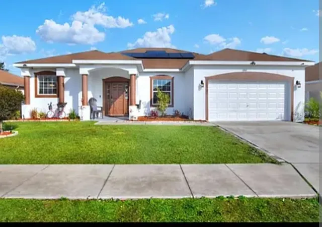 Photo 1 of Single family home for sale at 1561 Shorewood Dr, Auburndale, FL 33823 | MLS# P4936080 | Listing updated on 2026-09-15