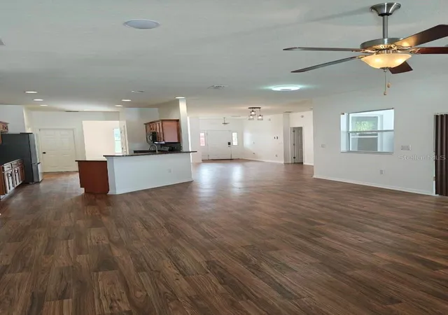 Photo 4 of Single family home for sale at 1561 Shorewood Dr, Auburndale, FL 33823 | MLS# P4936080 | Listing updated on 2026-09-15