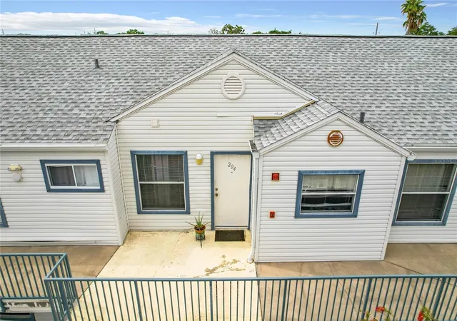 Photo 1 of Condo for sale at 2520 Woodgate Blvd #204, Orlando, FL 32822 | MLS# O6342397 | Listing updated on 2026-10-28
