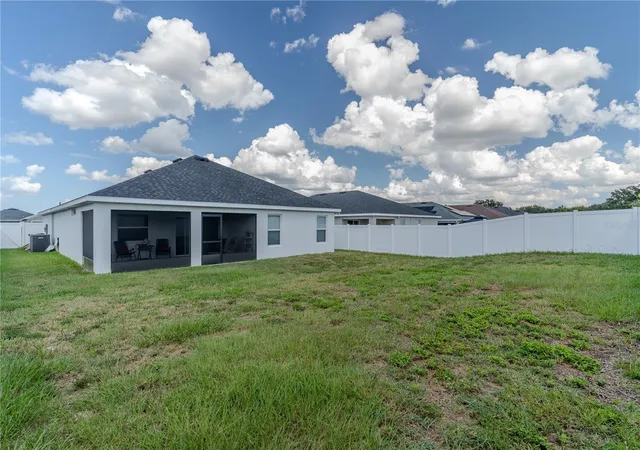 Photo 2 of Single family home for sale at 629 Fairhope Dr, Polk City, FL 33868 | MLS# P4936214 | Listing updated on 2026-09-28