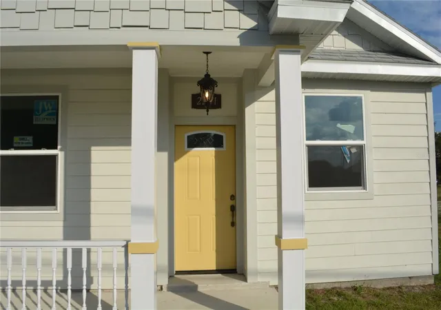 Photo 1 of Single family home for sale at 2221 Sipes Ave, Sanford, FL 32771 | MLS# O6343203 | Listing updated on 2026-09-29