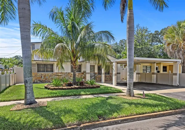 Photo 3 of Single family home for sale at 2035 28th Street S, St Petersburg, FL 33712 | MLS# TB8426672 | Listing updated on 2026-09-15