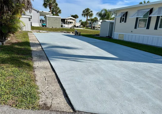 Photo 2 of Land for sale at 1112 Feather Ln, Bowling Green, FL 33834 | MLS# L4955908 | Listing updated on 2026-09-15