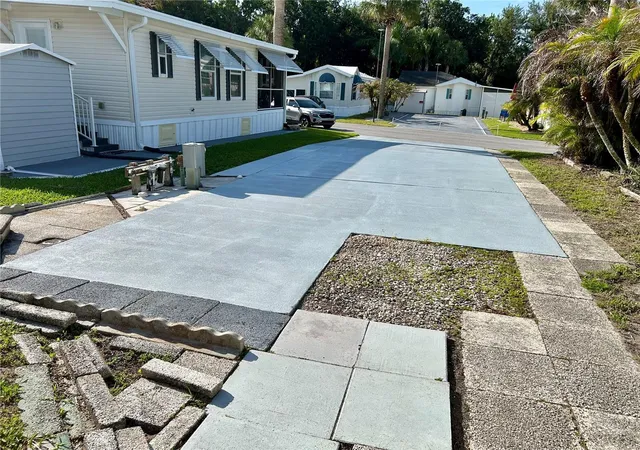 Photo 4 of Land for sale at 1112 Feather Ln, Bowling Green, FL 33834 | MLS# L4955908 | Listing updated on 2026-09-15
