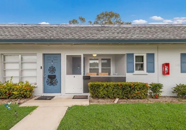 Photo 1 of Condo for sale at 4444 Swift Rd #4, Sarasota, FL 34231 | MLS# A4665781 | Listing updated on 2026-09-22