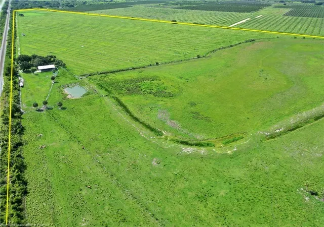 Photo 3 of Sale Pending at 8495 County Rd 621, Lorida, FL 33857 | MLS# P4936391 | Listing updated on 2026-10-07