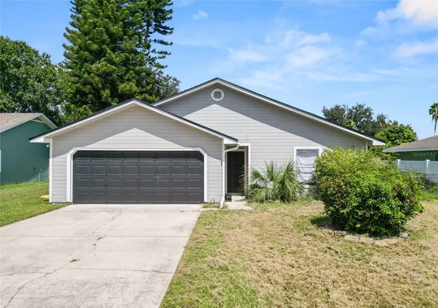 Single family home for sale at 3307 Fox Ridge Dr, WINTER HAVEN, FL 33884 | MLS# L4956106
