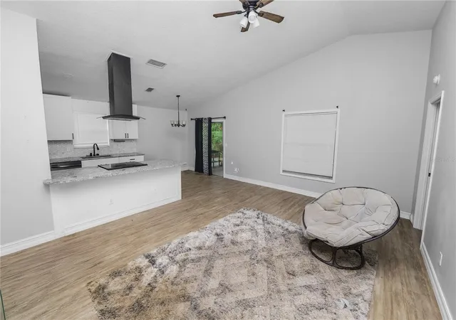 Photo 2 of Single family home for sale at 3307 Fox Ridge Dr, Winter Haven, FL 33884 | MLS# L4956106 | Listing updated on 2026-10-05